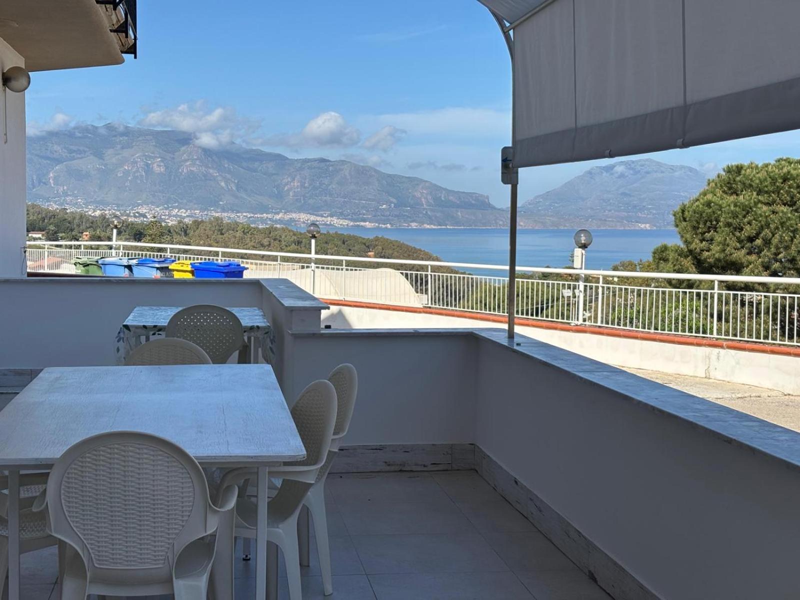 Case Vacanze Piccolo Balestrate Exterior photo